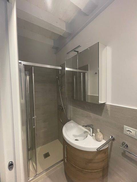 Immagine 16 di Casa indipendente in affitto  a San Benedetto Del Tronto