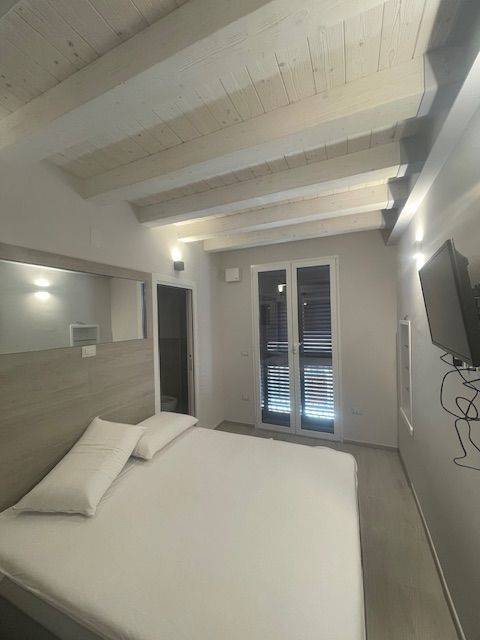 Immagine 19 di Casa indipendente in affitto  a San Benedetto Del Tronto