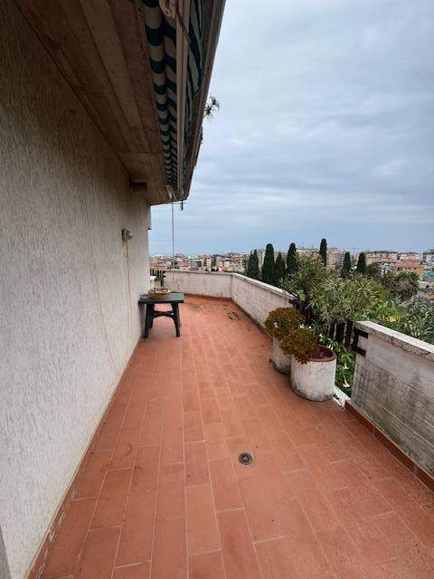 Immagine 13 di Appartamento in vendita  a San Benedetto Del Tronto