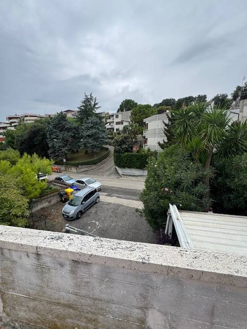 Immagine 17 di Appartamento in vendita  a San Benedetto Del Tronto