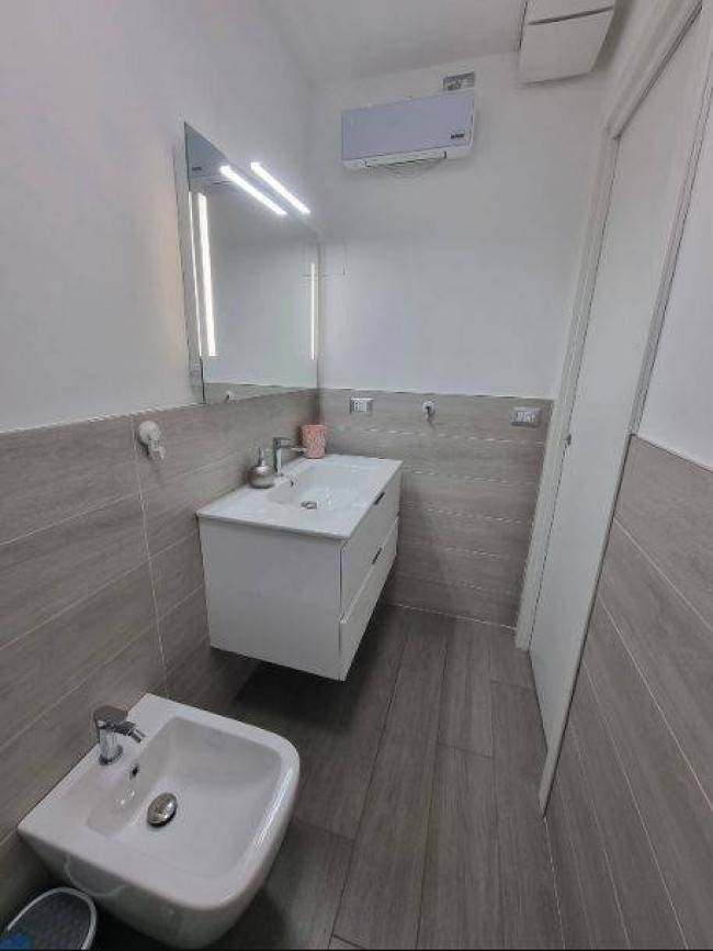 Immagine 11 di Appartamento in affitto  a Grottammare