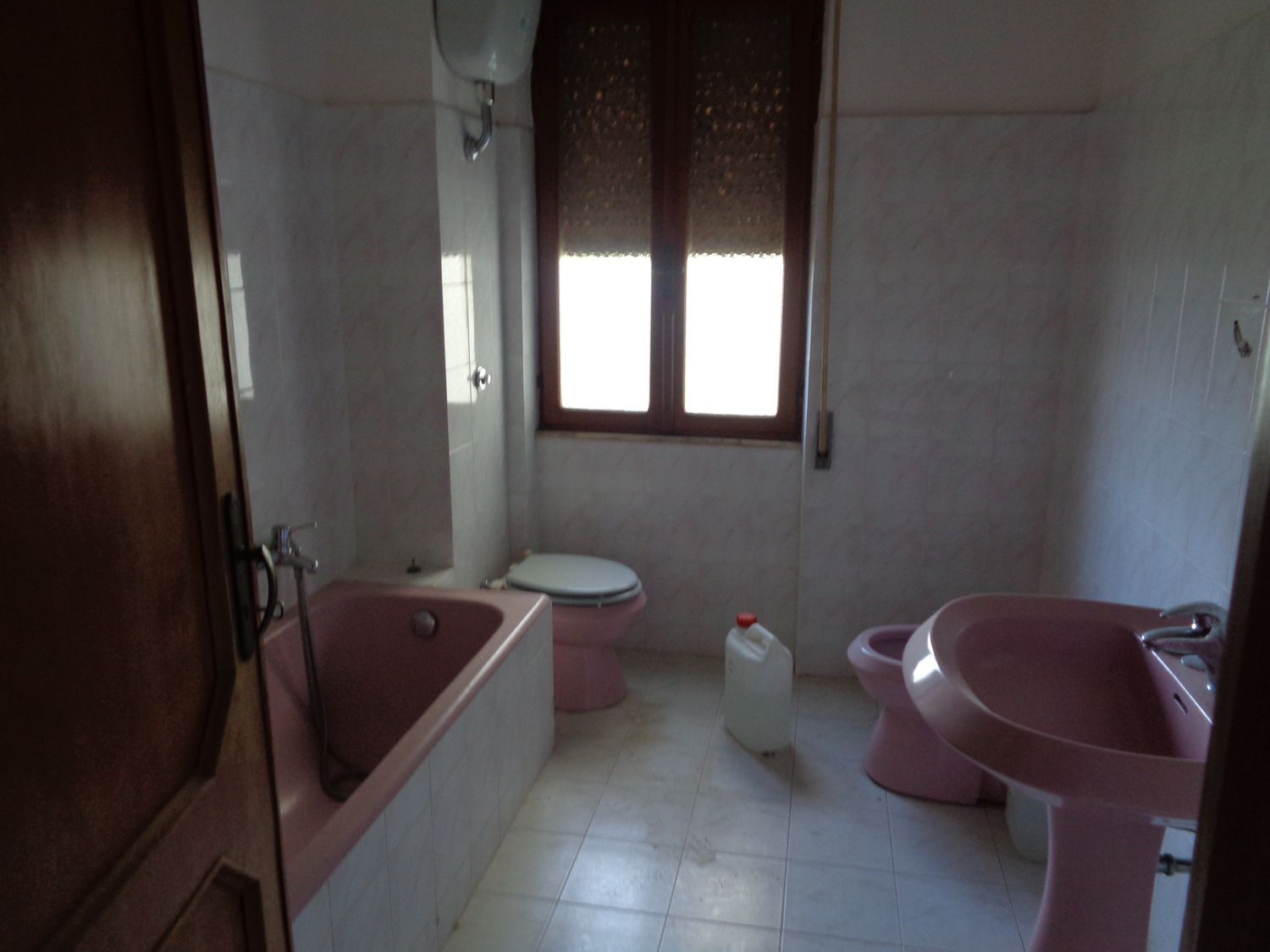 Immagine 10 di Appartamento in vendita  in gallura a Carbonia