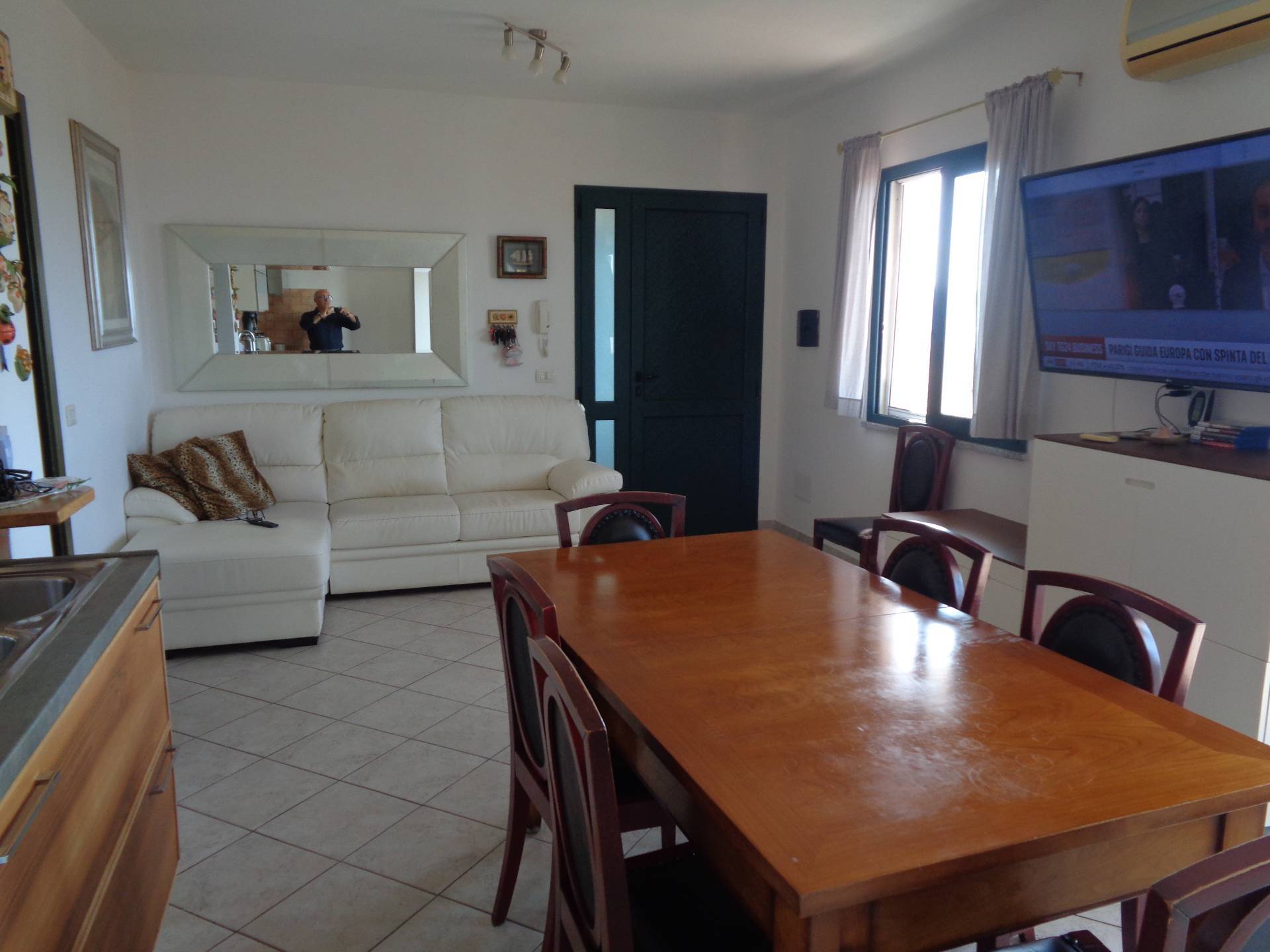 Immagine 3 di Appartamento in vendita  in via Monte Ulmus a Carbonia