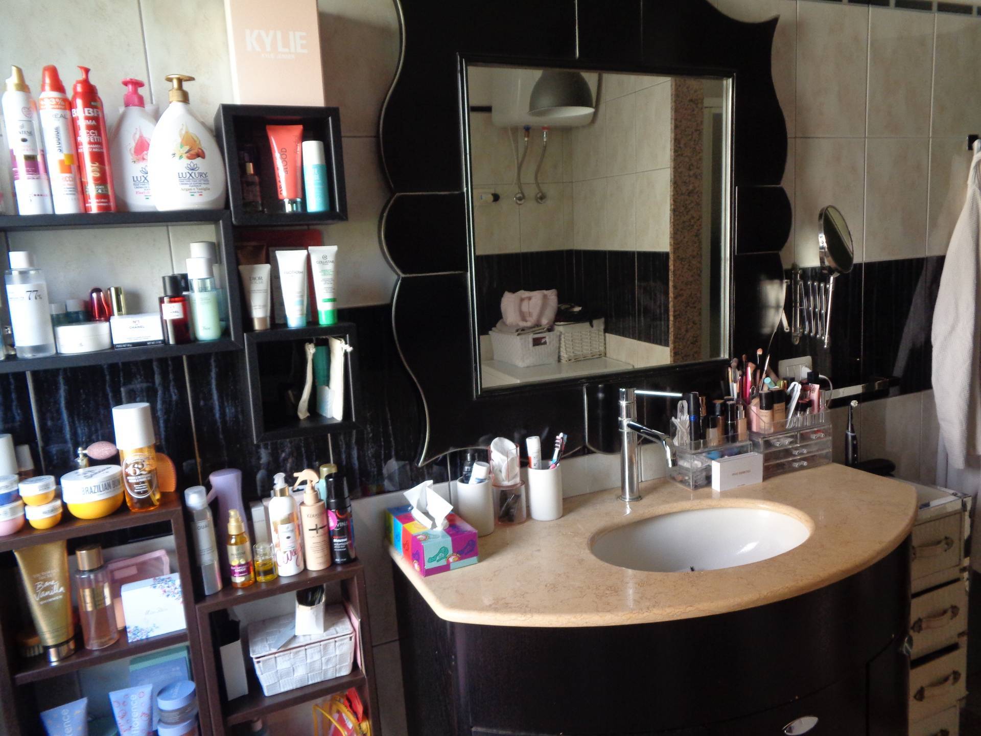 Immagine 14 di Appartamento in vendita  in via Monte Ulmus a Carbonia