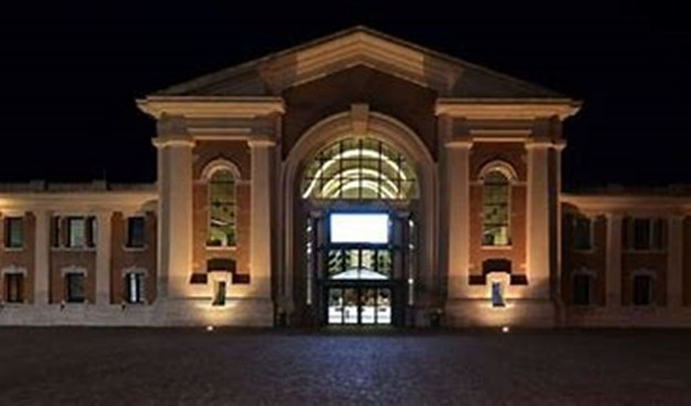 Immagine 20 di Locale commerciale in affitto  in Via dei Romagnoli 515 a Roma