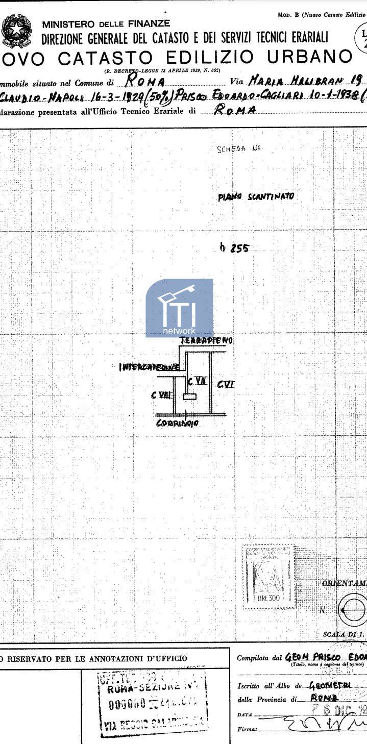 Immagine 6 di Cantina in vendita  in Via Maria Malibran 19 a Roma