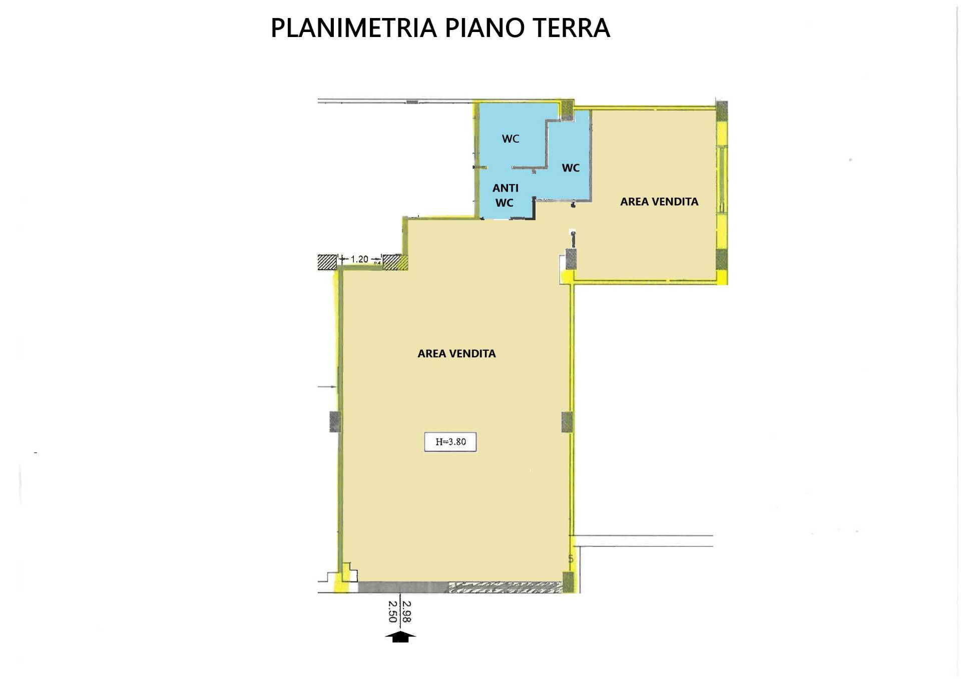 Immagine 11 di Negozio in affitto  in Via Cosenza 54 a Catanzaro