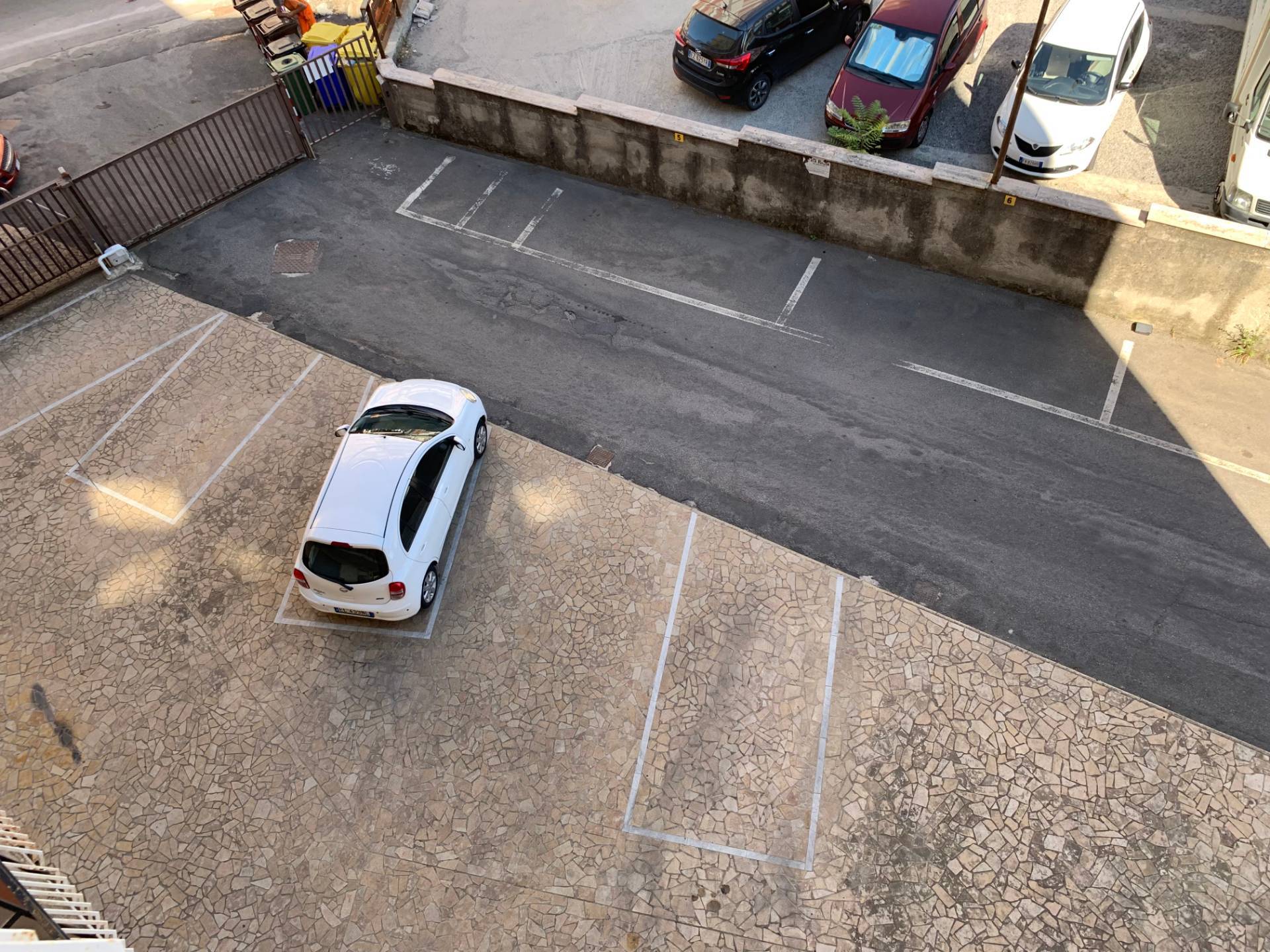 Immagine 24 di Appartamento in vendita  in viale dei Normanni a Catanzaro