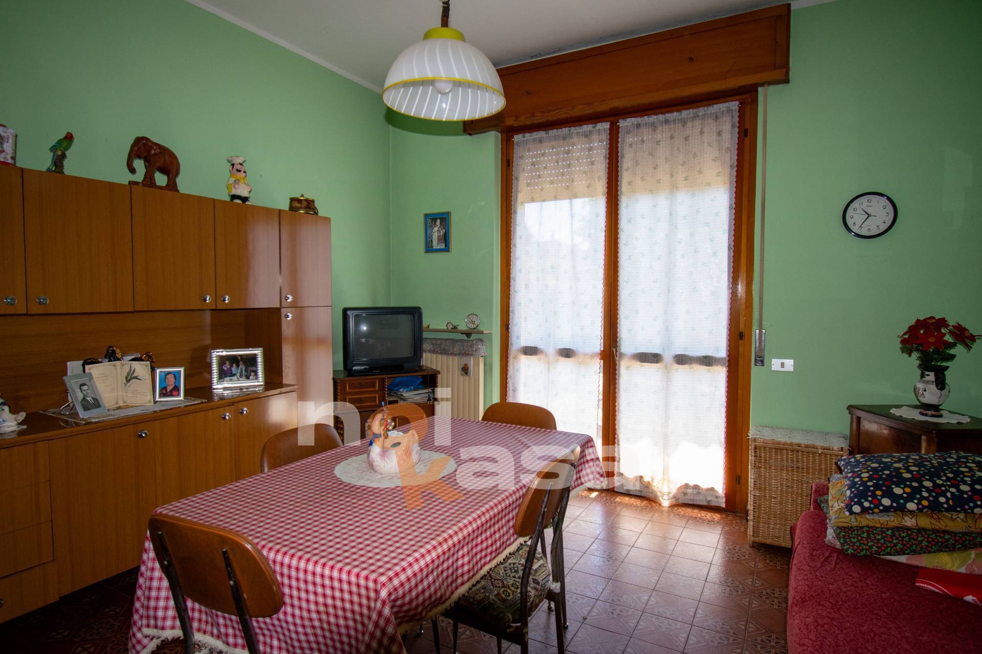 Foto annuncio 24