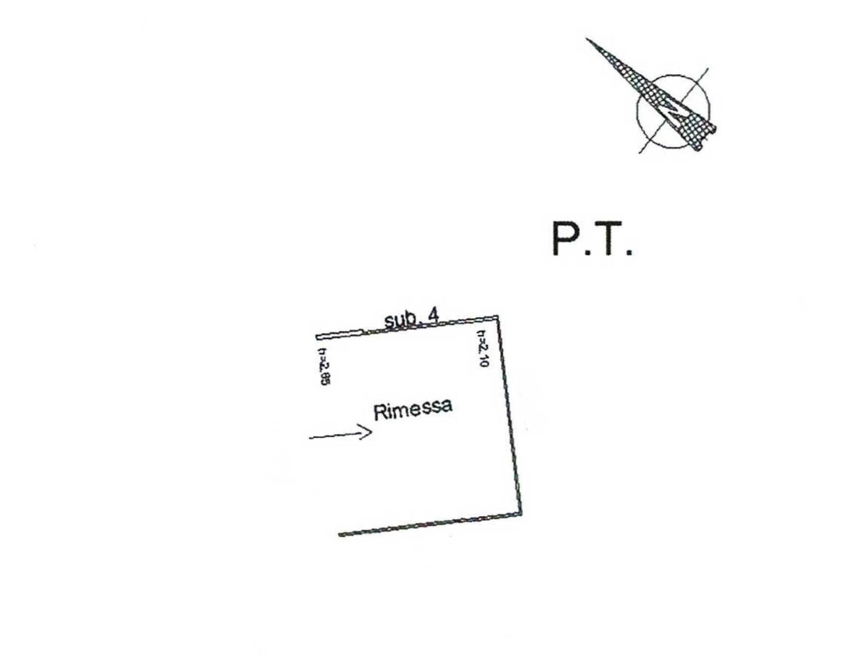 Immagine 69 di Villa in vendita  in CONTRADA PIANIBIANCHI 44 a Tolentino