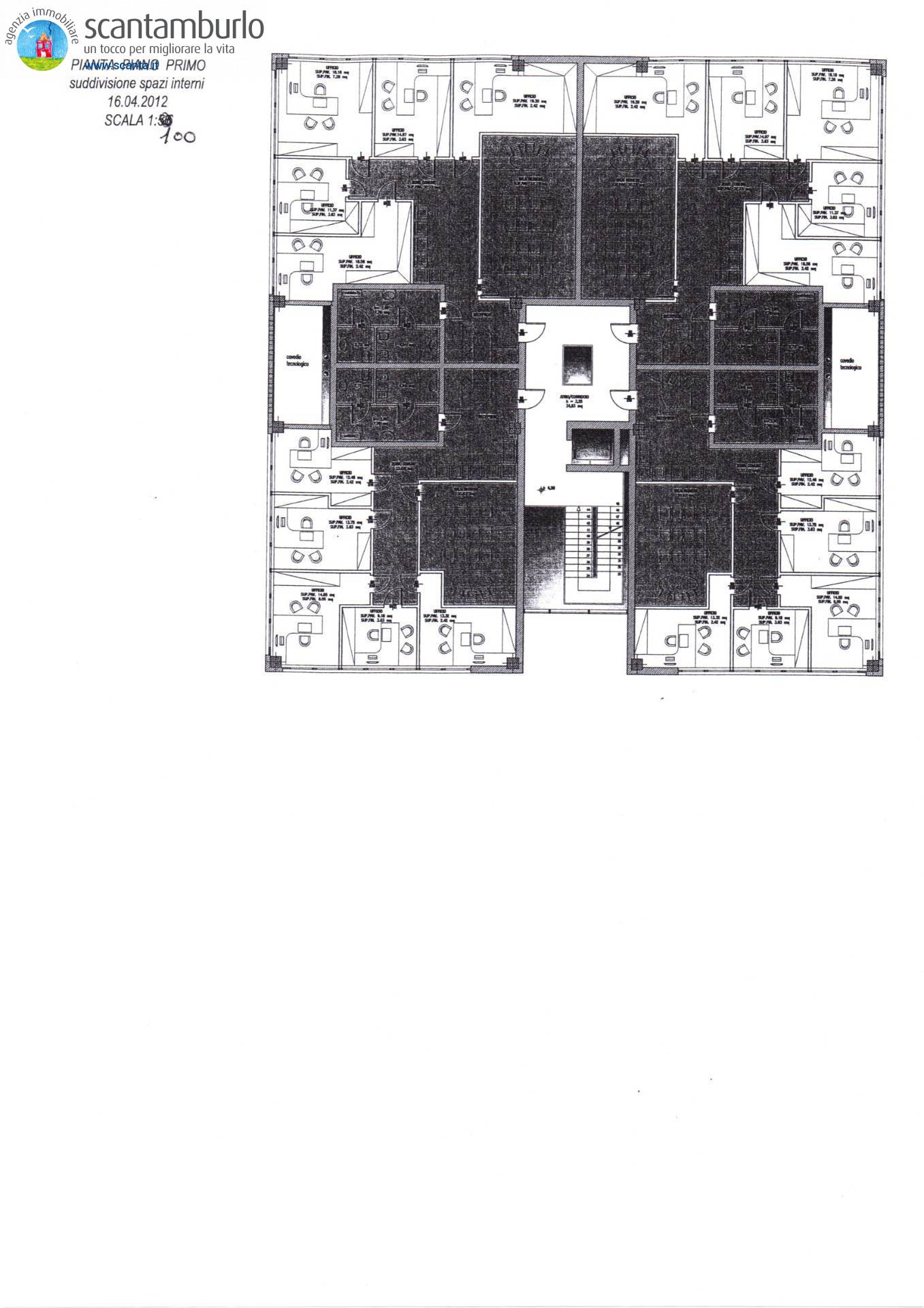 Immagine 19 di Negozio in vendita  a Treviso