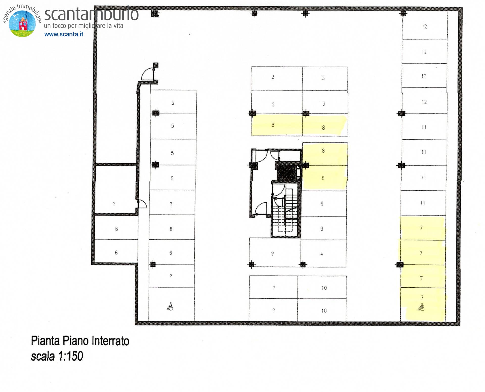 Immagine 18 di Negozio in vendita  a Treviso