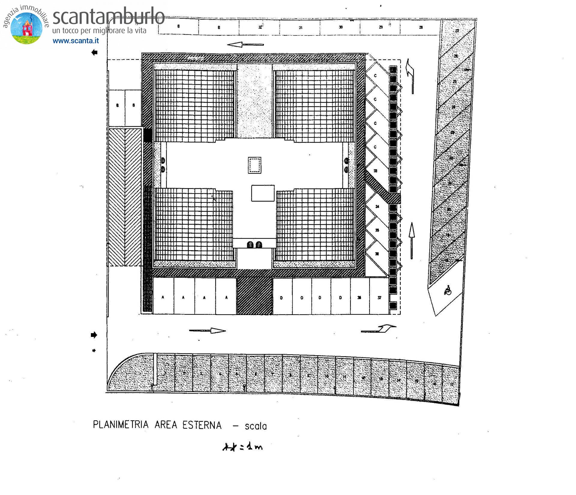 Immagine 33 di Negozio in affitto  a Treviso