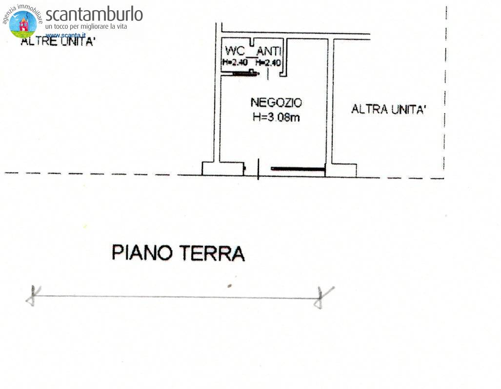 Immagine 15 di Negozio in vendita  a Treviso