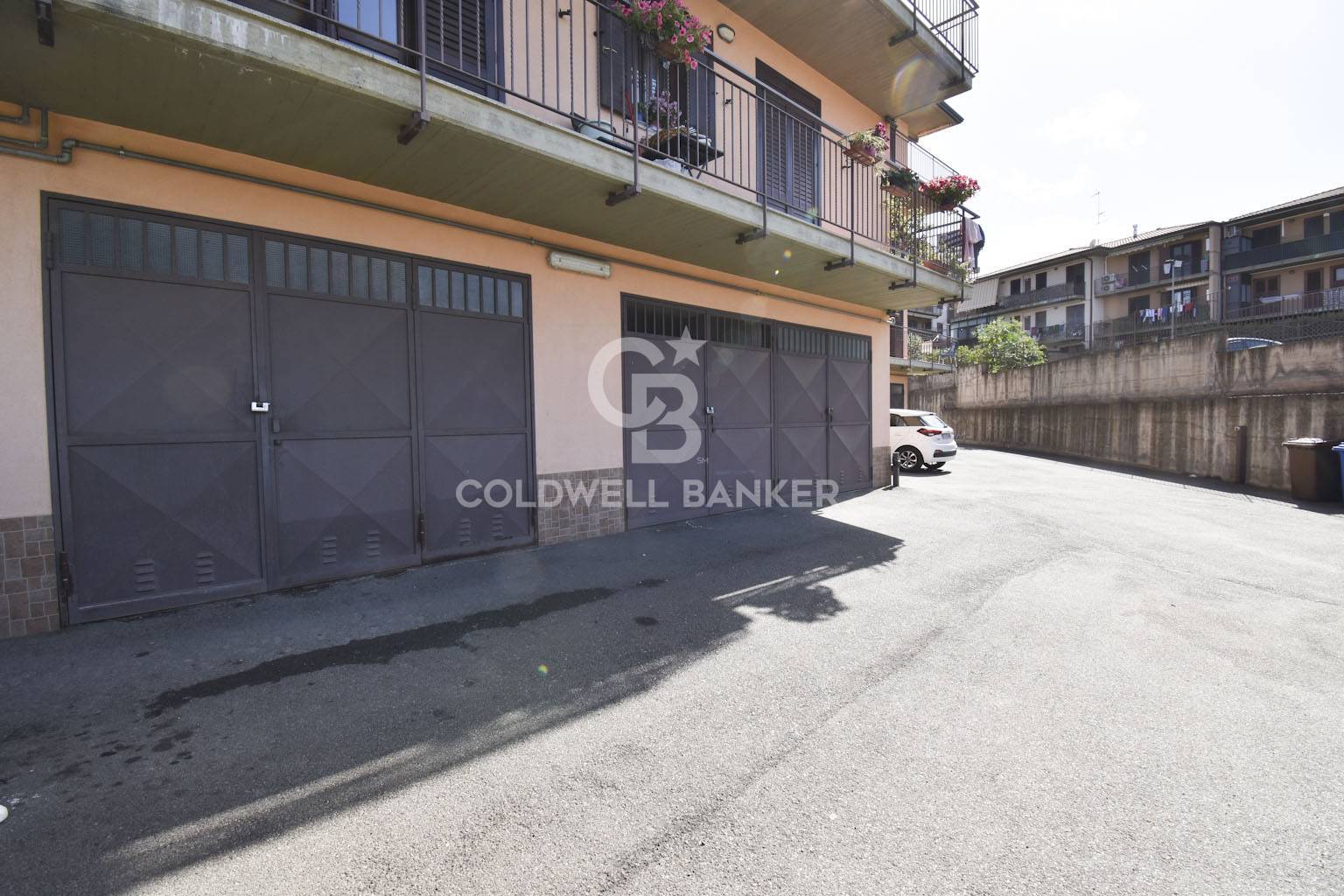 Immagine 21 di Appartamento in vendita  in VIA IV NOVEMBRE 130/H a Aci Catena