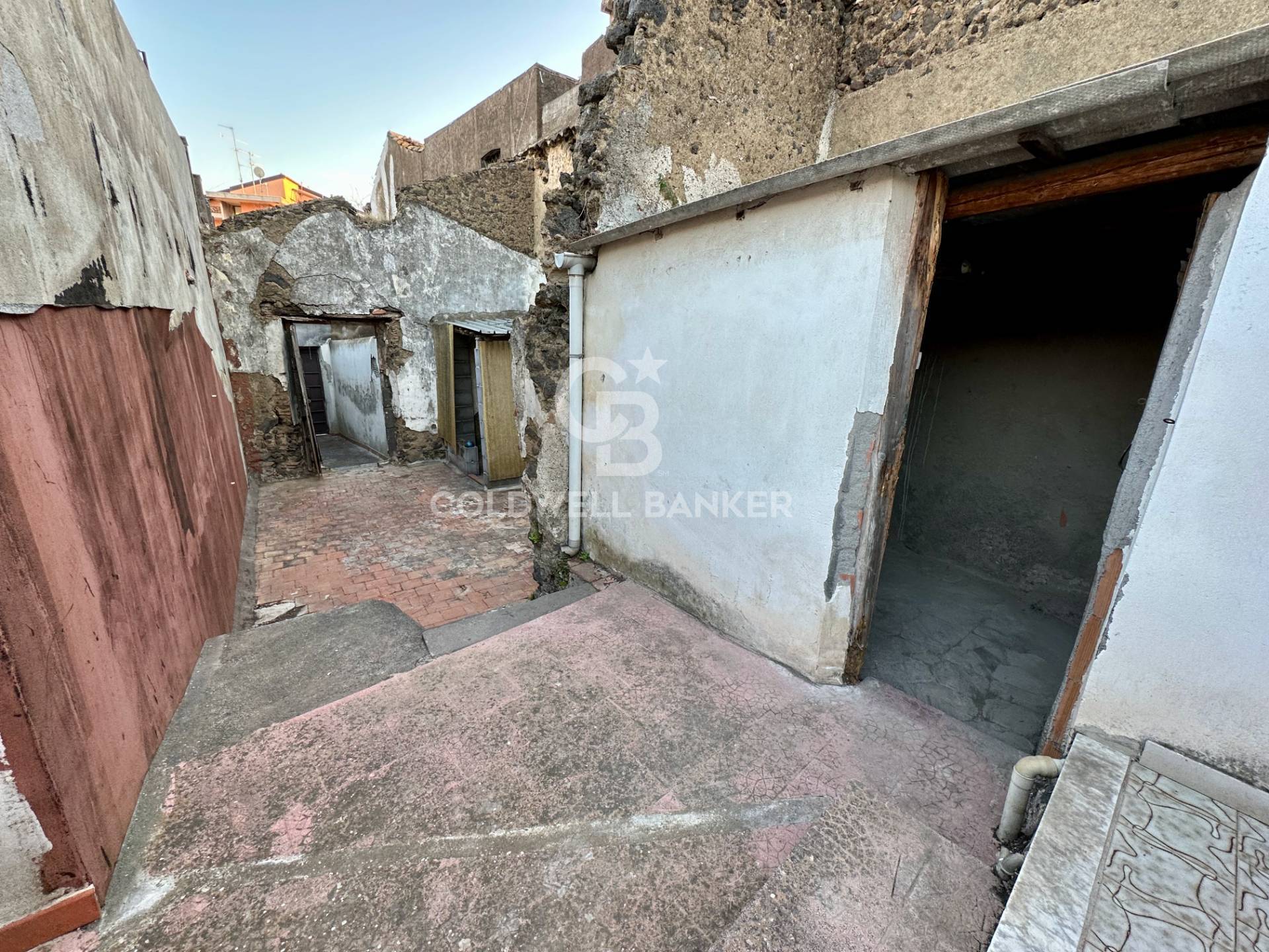 Immagine 22 di Casa indipendente in vendita  in via Dafnica 272 a Acireale