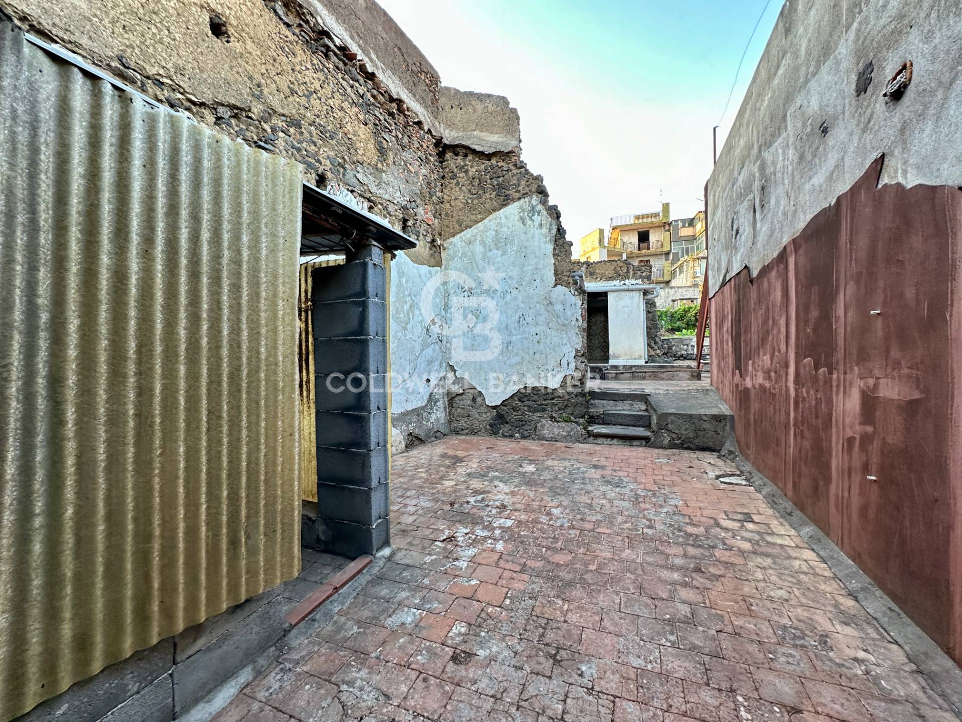 Immagine 26 di Casa indipendente in vendita  in via Dafnica 272 a Acireale