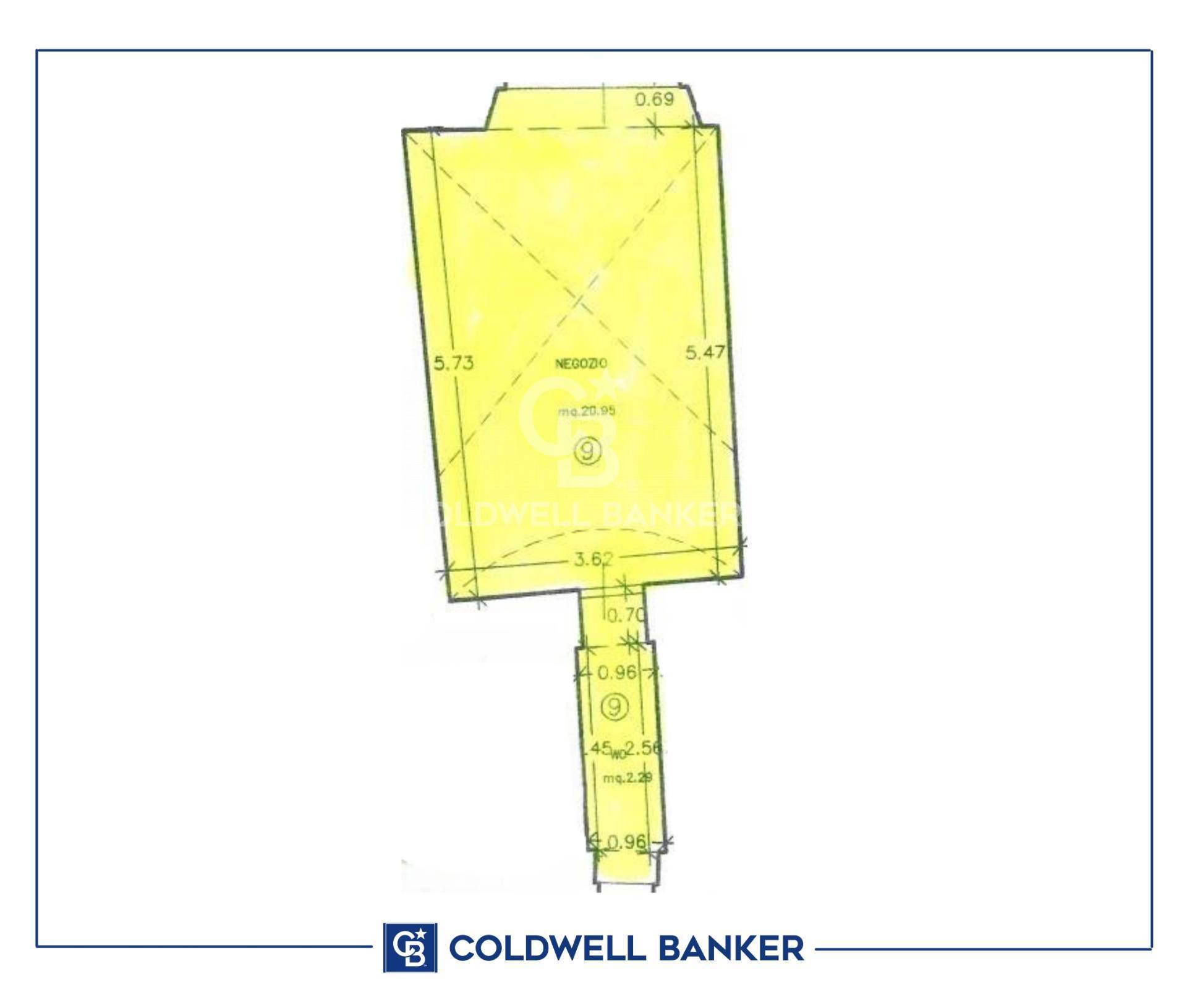 Immagine 6 di Locale commerciale in affitto  in Corso Cavour 74 a Foligno