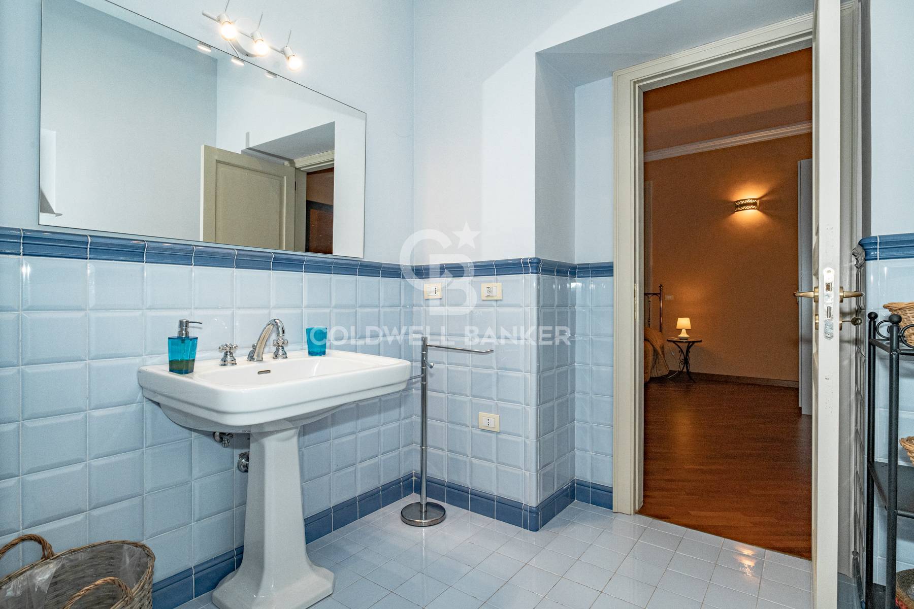 Immagine 29 di Casa indipendente in vendita  in CORSO UMBERTO 16 a Acireale