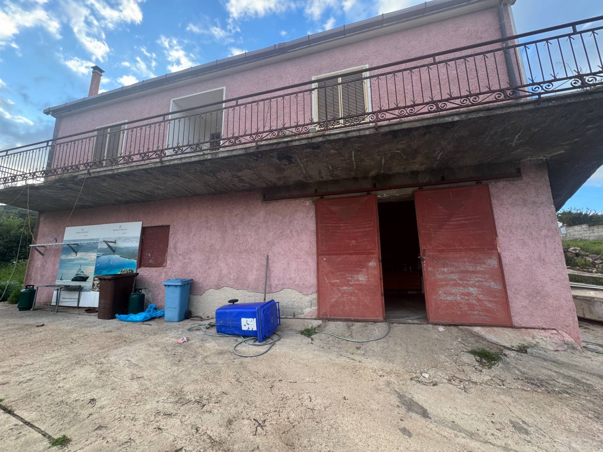 Immagine 8 di Villa in vendita  in Berchiddeddu FRAZ. SOS CODDOS a Aggius