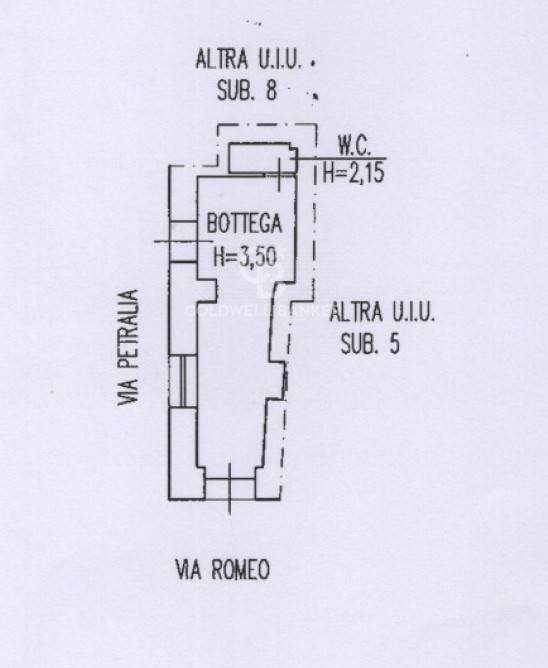 Immagine 26 di Locale commerciale in affitto  in Via Romeo 31 a Acireale