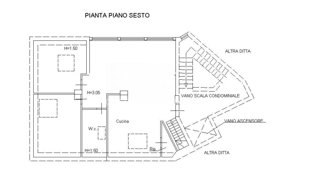 Immagine 30 di Attico in vendita  in Via Felice Paradiso 78 a Acireale