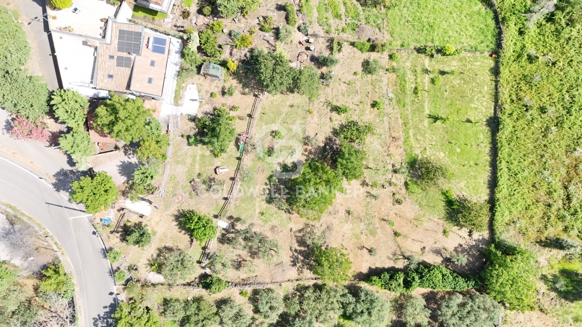 Immagine 10 di Villa in vendita  in via vena a Piedimonte Etneo