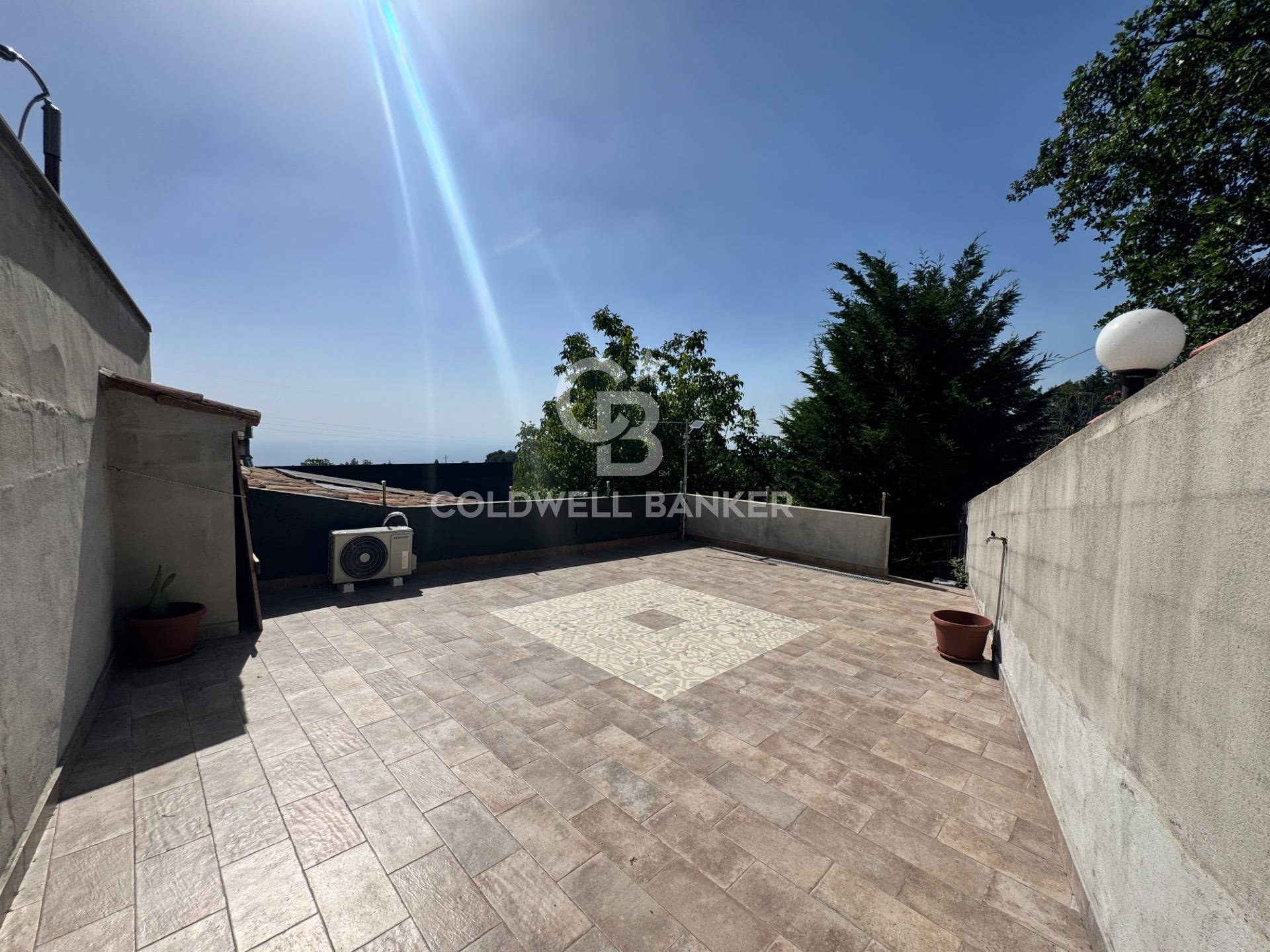 Immagine 24 di Villa in vendita  in via vena a Piedimonte Etneo