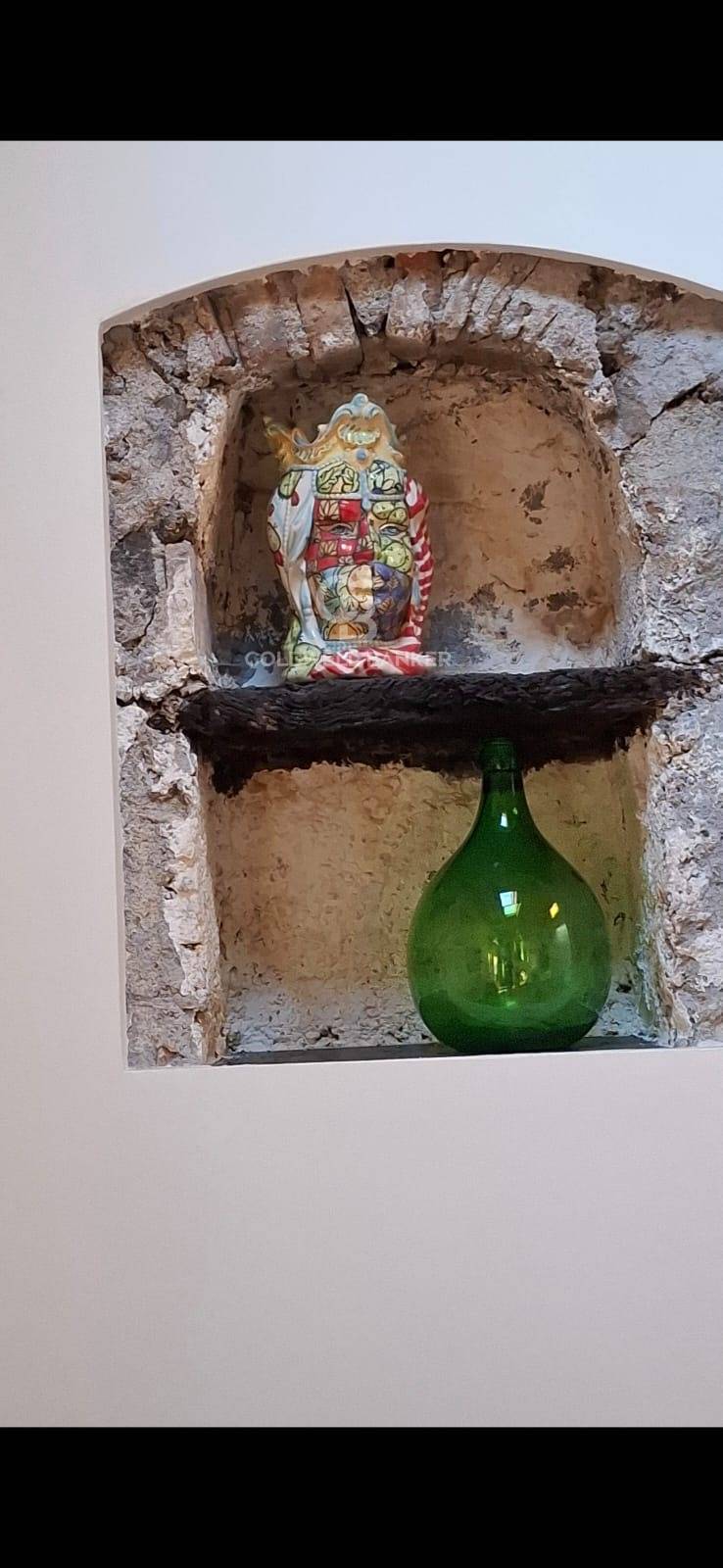 Immagine 29 di Villa in vendita  in via vena a Piedimonte Etneo