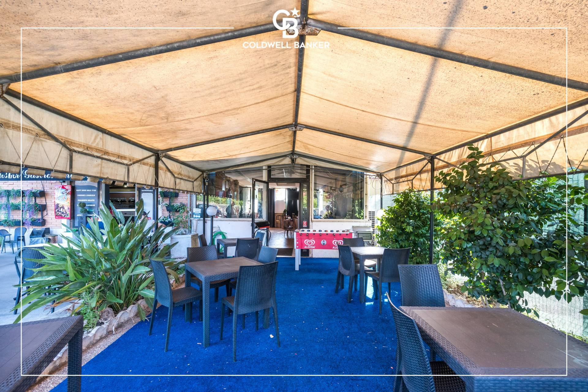 Immagine 16 di Locale commerciale in vendita  in Via Torre del Vescovo 1 a Pomezia