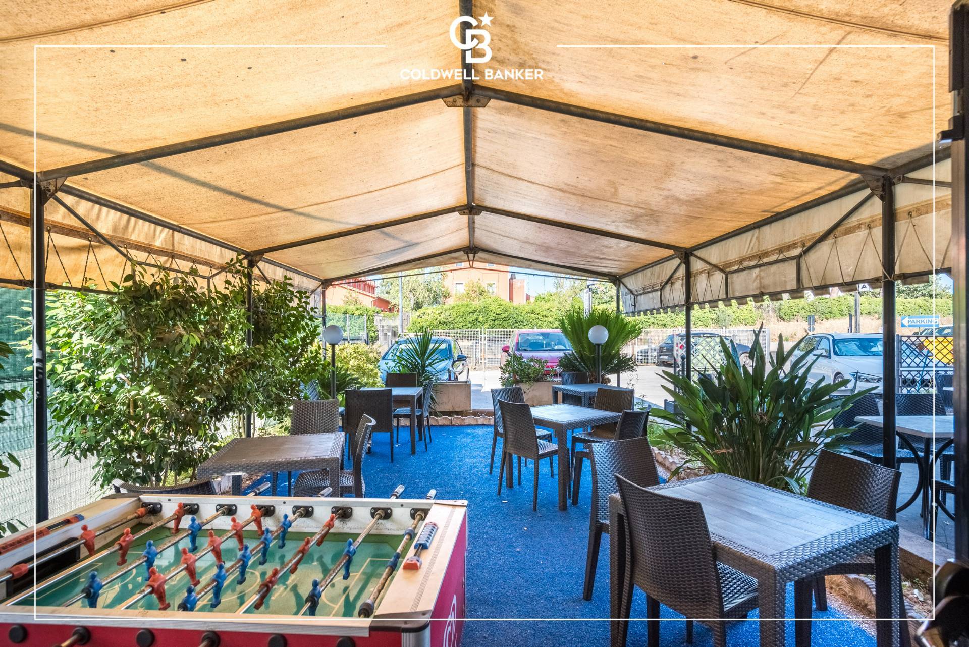 Immagine 17 di Locale commerciale in vendita  in Via Torre del Vescovo 1 a Pomezia