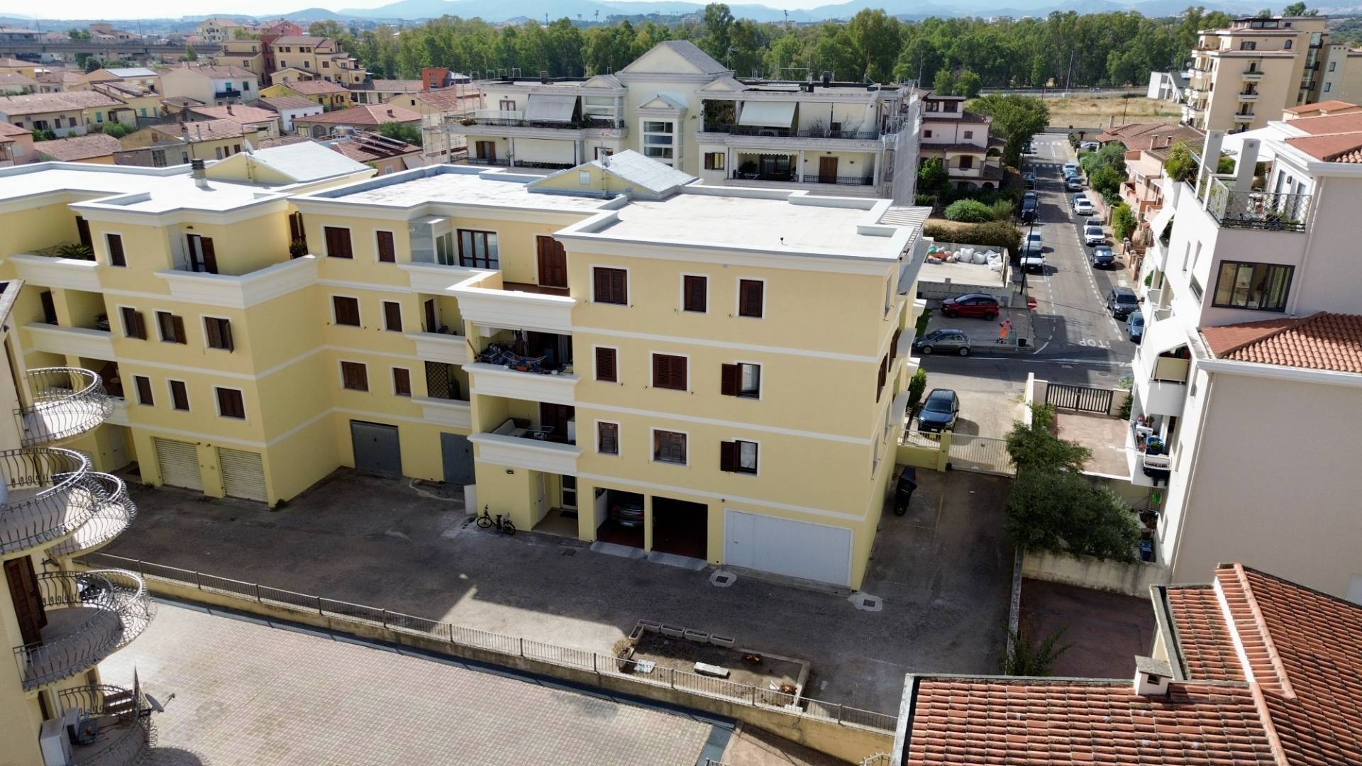 Immagine 19 di Appartamento in vendita  in VIA LAZIO 16 a Olbia