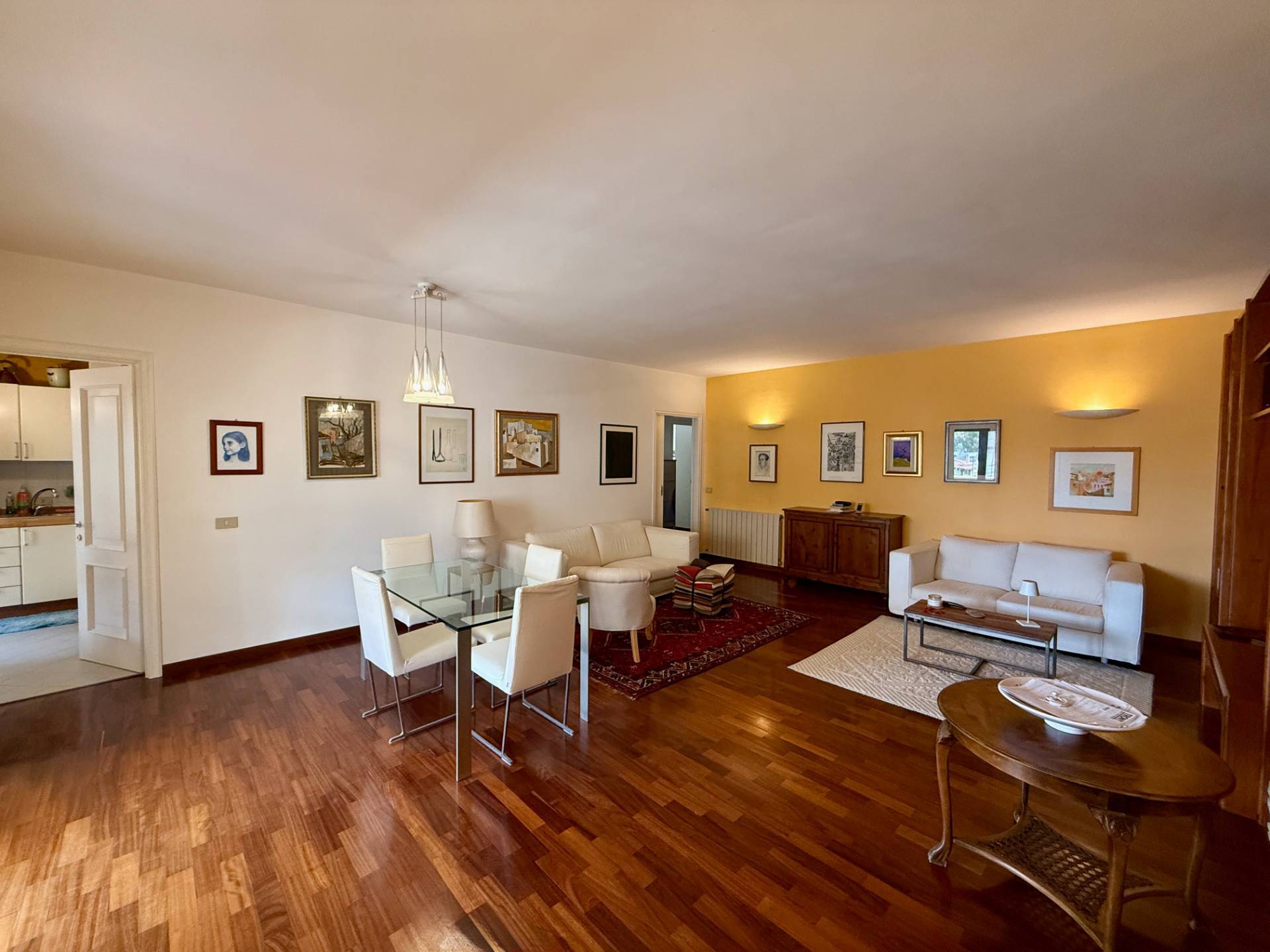 Immagine 1 di Appartamento in vendita  in VIA LAZIO 16 a Olbia