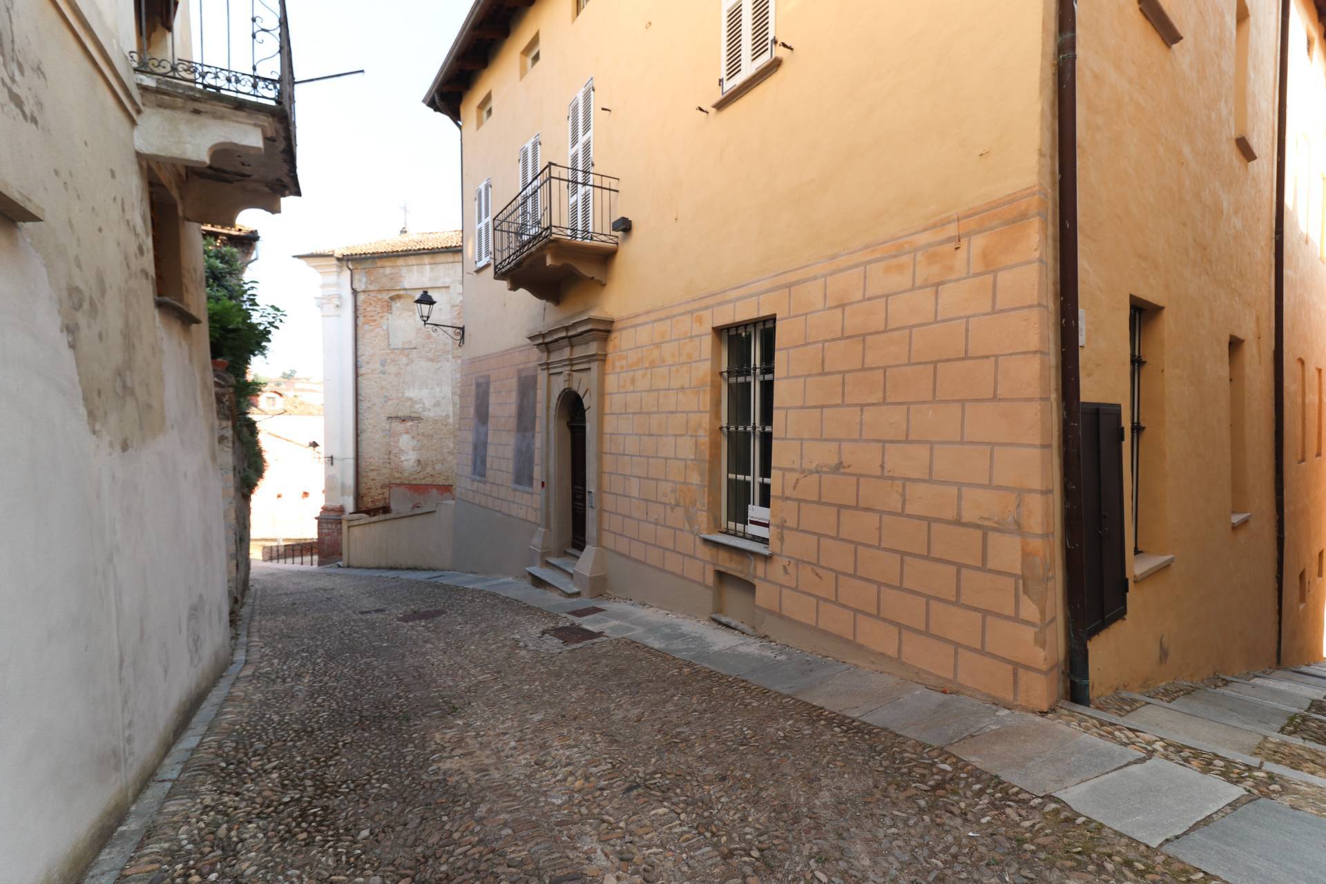 Immagine 3 di Casa indipendente in vendita  in Via S. Marzano a Costigliole D'asti