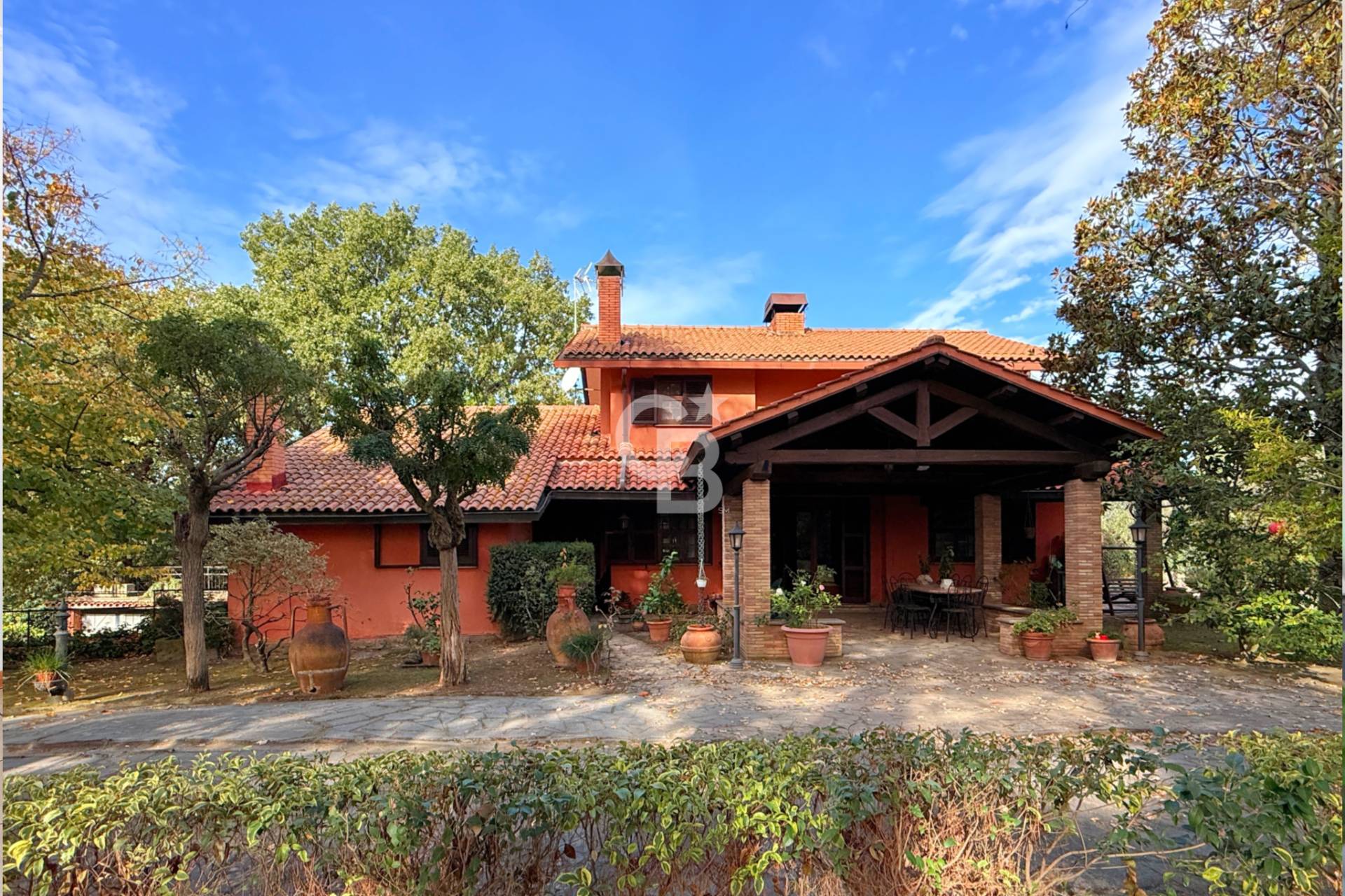 Immagine 1 di Villa in vendita  in Strada Due Casali a Viterbo