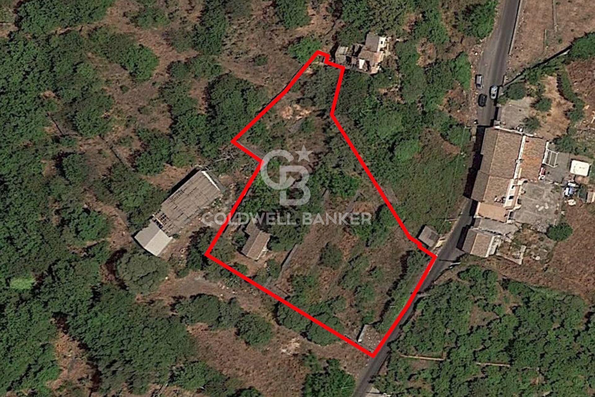 Immagine 25 di Rustico / casale in vendita  in Strada Provinciale 165 35 a Aci Sant'antonio