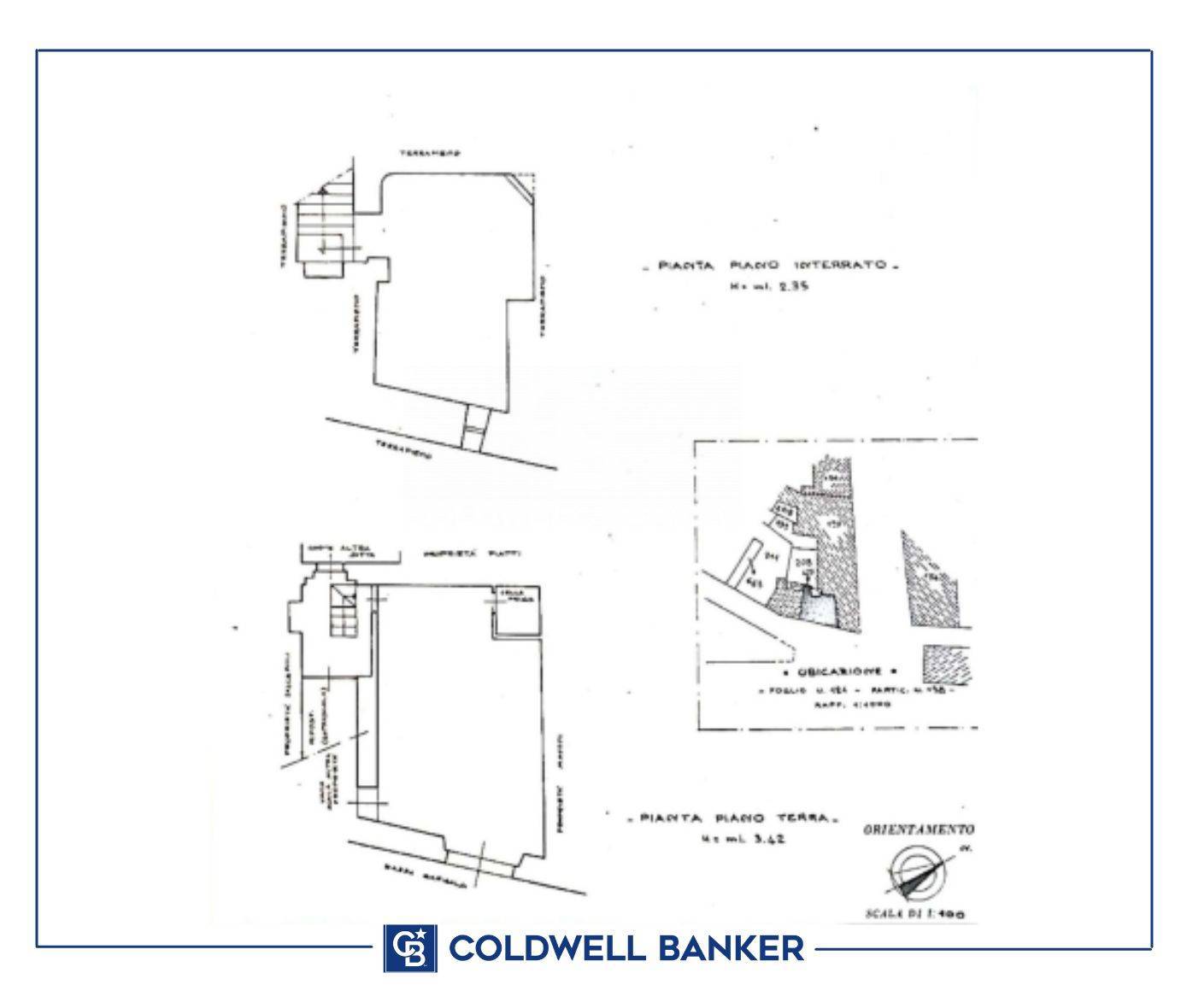 Immagine 11 di Negozio in affitto  in Piazza Garibaldi 23 a Assisi