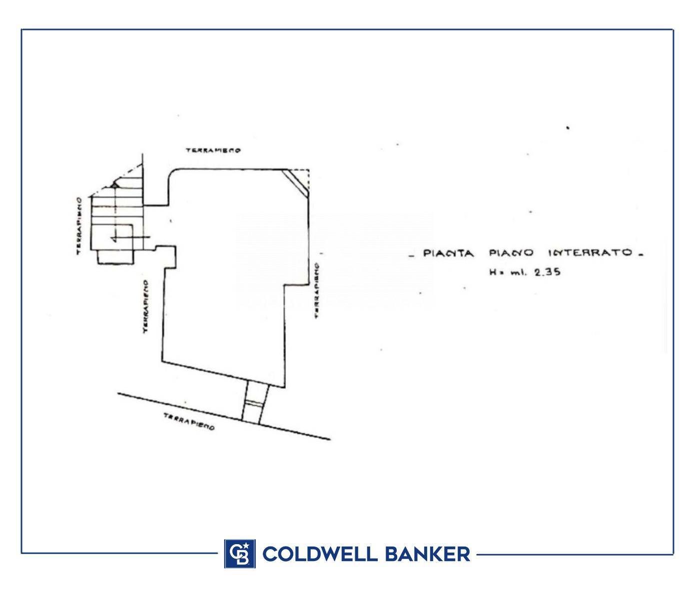 Immagine 13 di Negozio in affitto  in Piazza Garibaldi 23 a Assisi