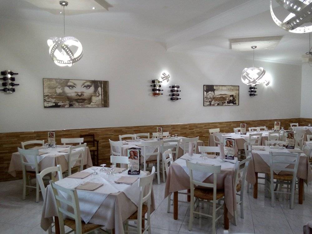 Immagine 10 di Attività commerciale in affitto  in via palmiro togliatti a San Giorgio A Cremano