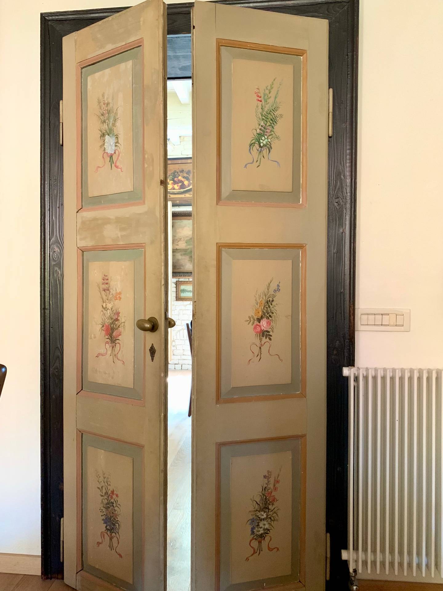 Immagine 6 di Casa indipendente in vendita  a Mantova