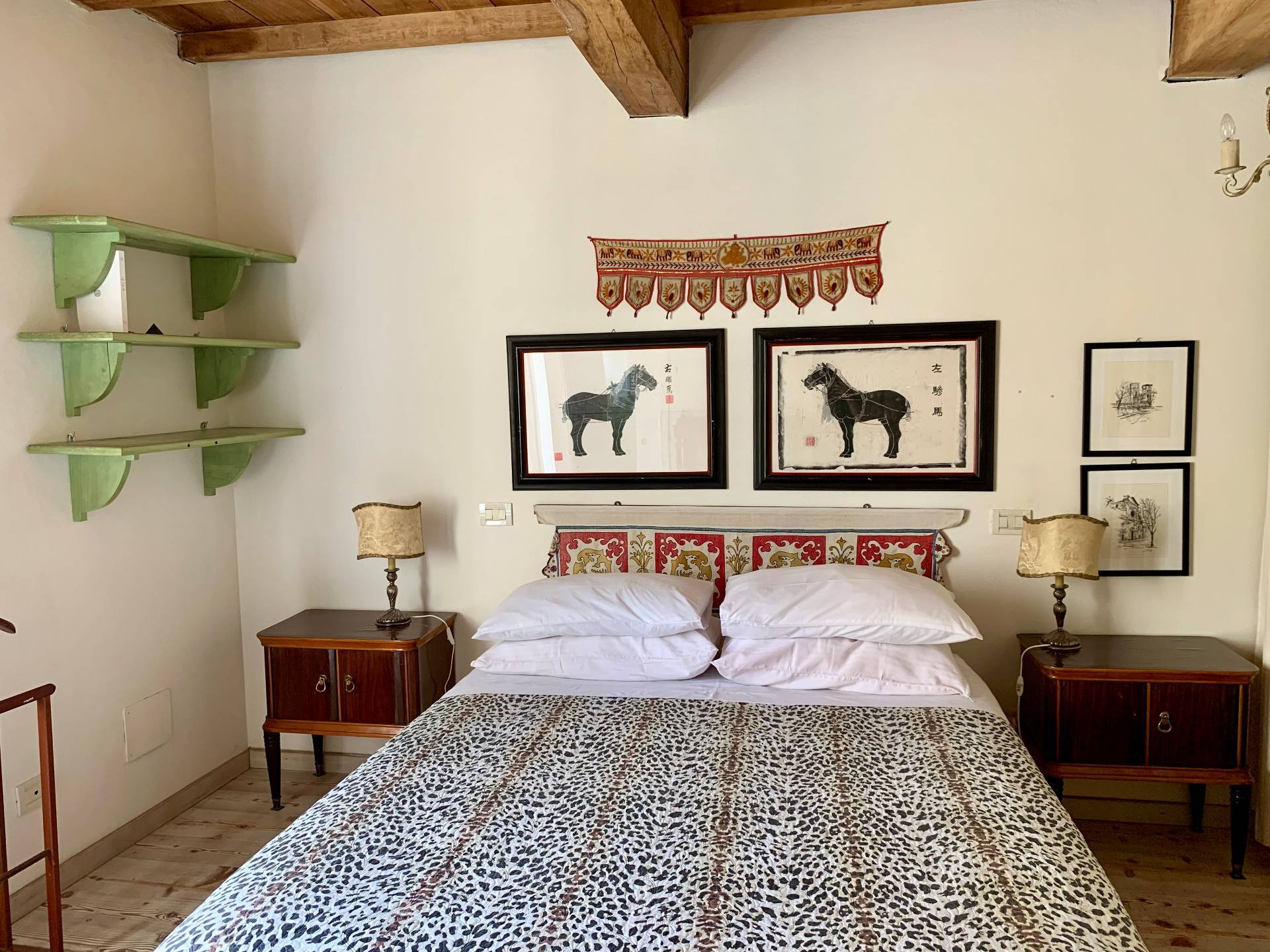 Immagine 19 di Casa indipendente in vendita  a Mantova