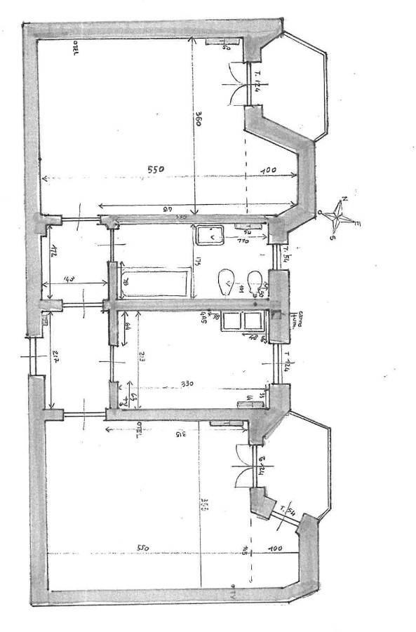 Immagine 27 di Appartamento in vendita  a Mantova