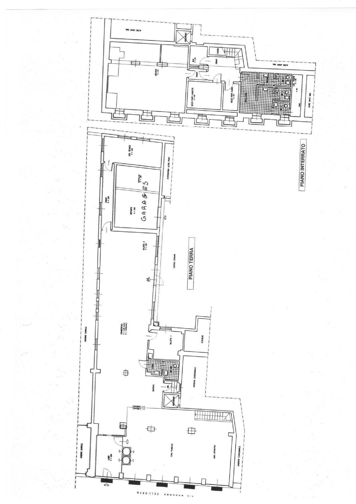 Immagine 11 di Locale commerciale in affitto  a Mantova