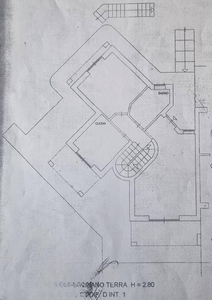 Immagine 51 di Villa in vendita  in via dell' acquarole a Formia