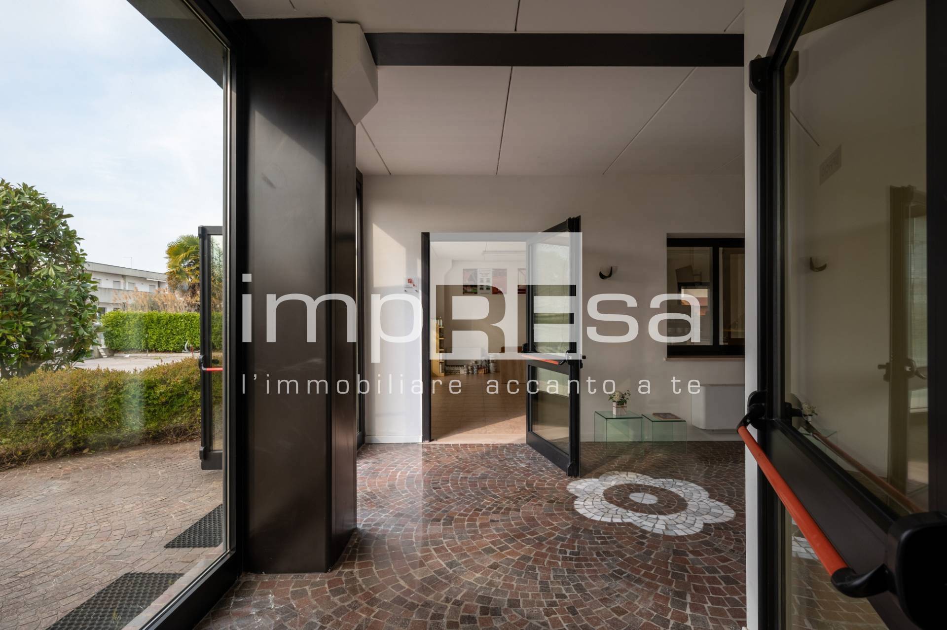 Immagine 4 di Capannone industriale in vendita  in JESOLO PAESE a Jesolo