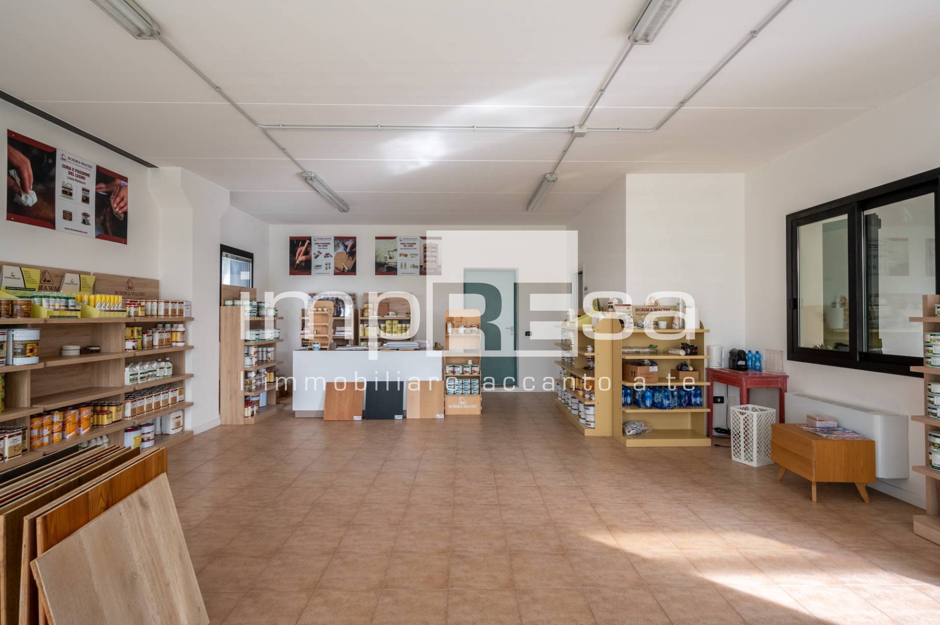 Immagine 7 di Capannone industriale in vendita  in JESOLO PAESE a Jesolo