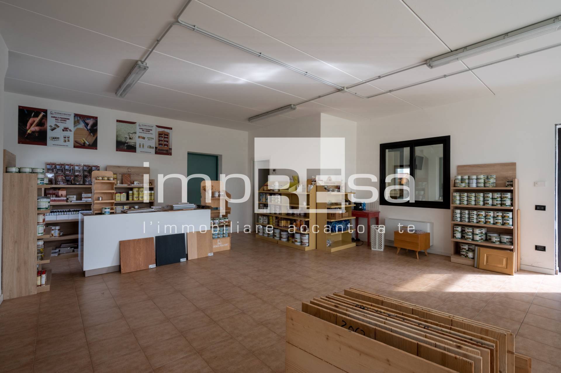 Immagine 8 di Capannone industriale in vendita  in JESOLO PAESE a Jesolo