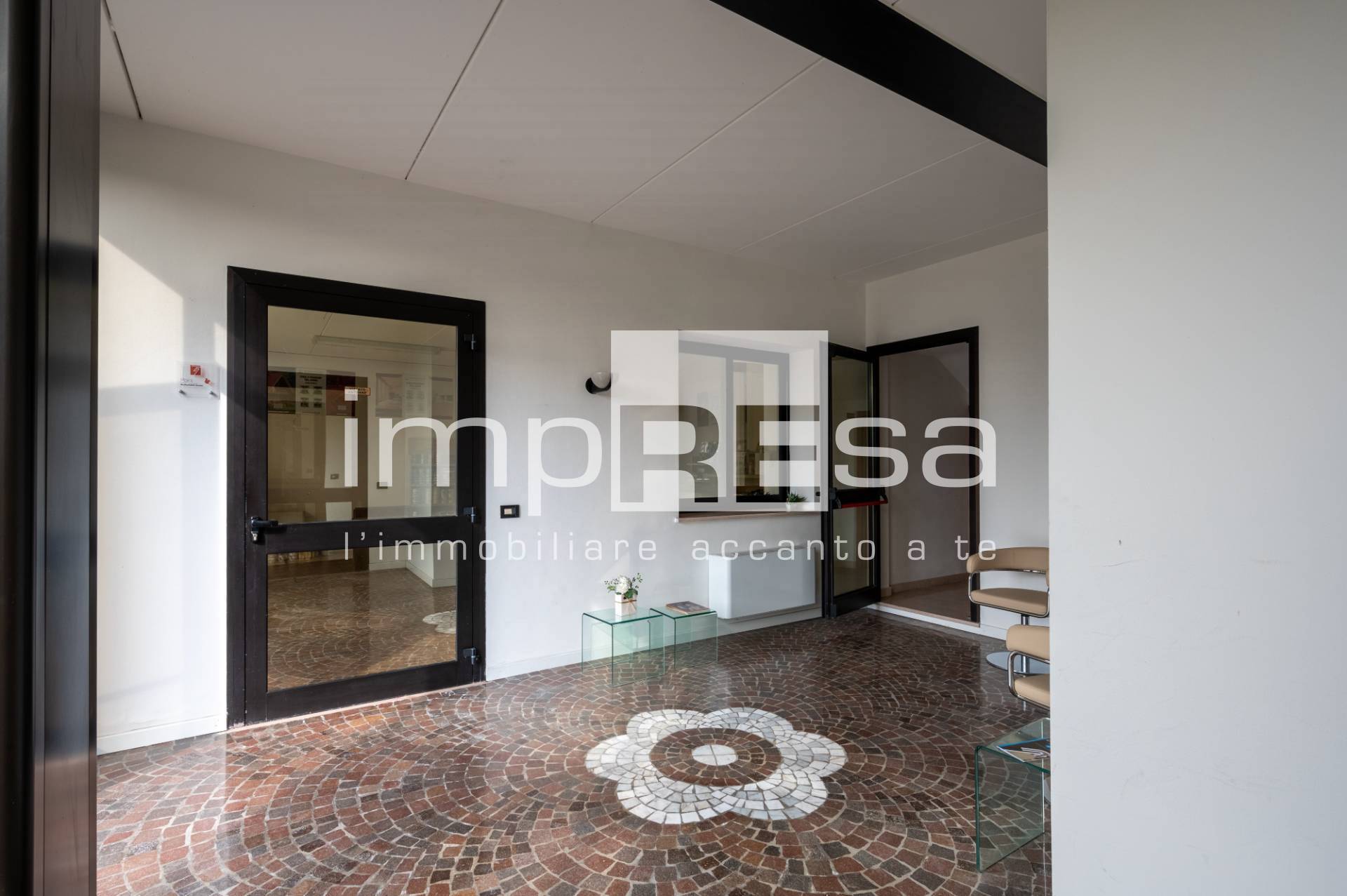 Immagine 2 di Capannone industriale in vendita  in JESOLO PAESE a Jesolo