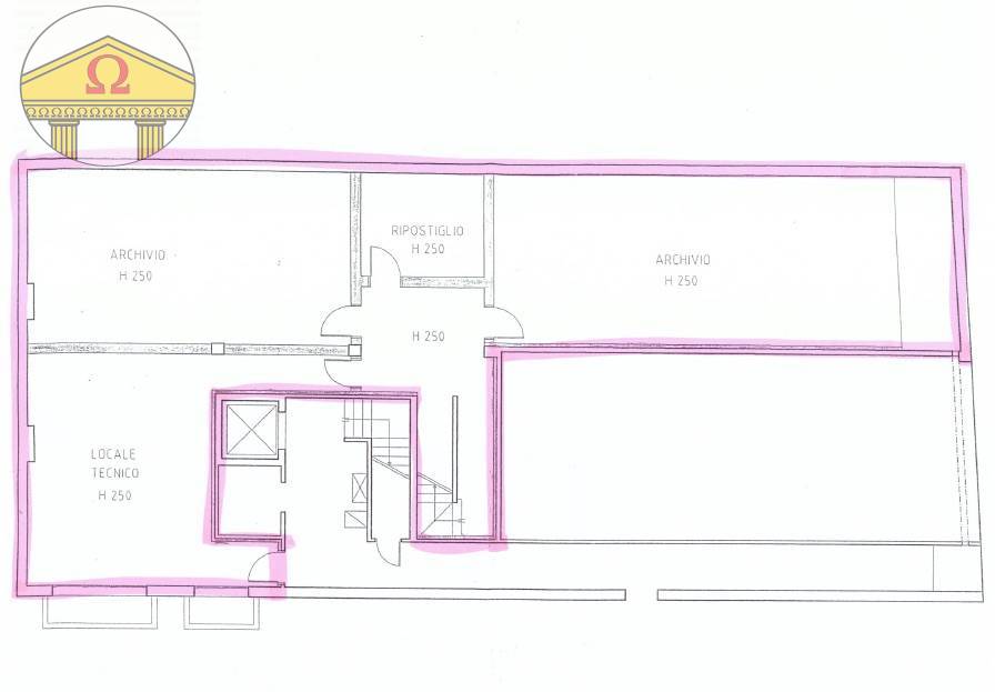 Immagine 3 di Negozio in affitto  a Treviso