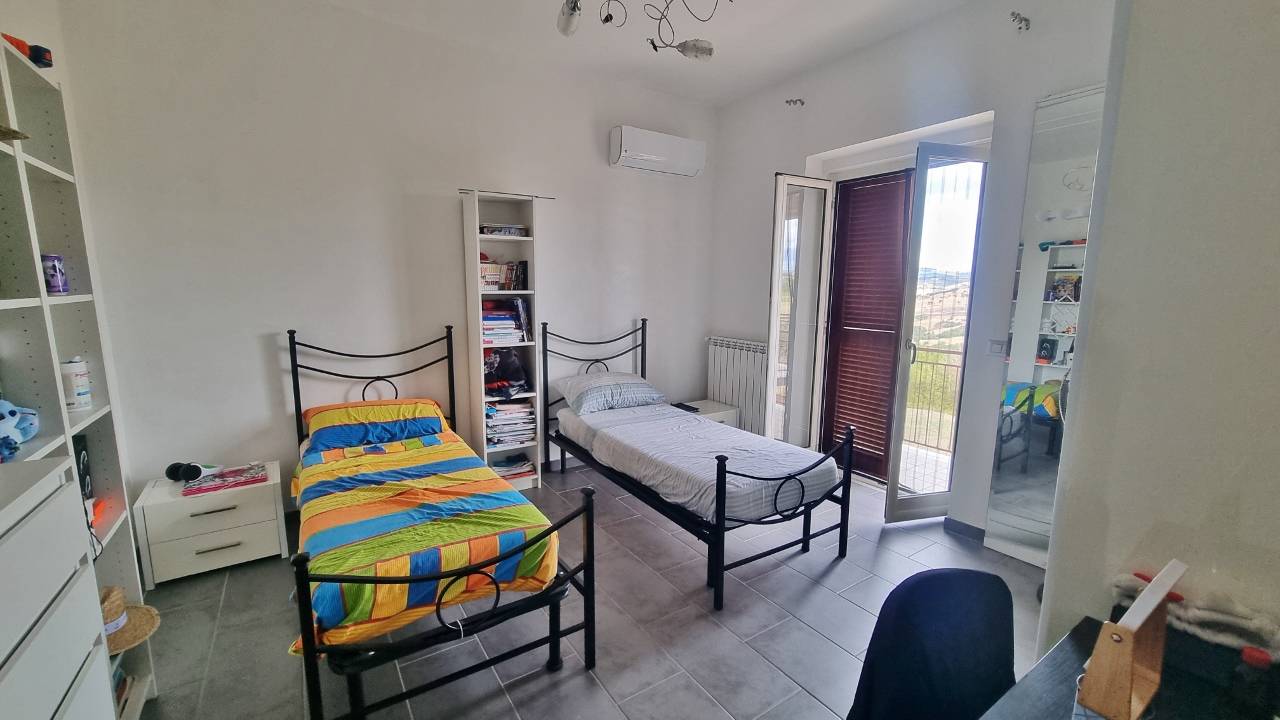 Immagine 12 di Casa indipendente in vendita  in contrada Difesa Grande a Ariano Irpino